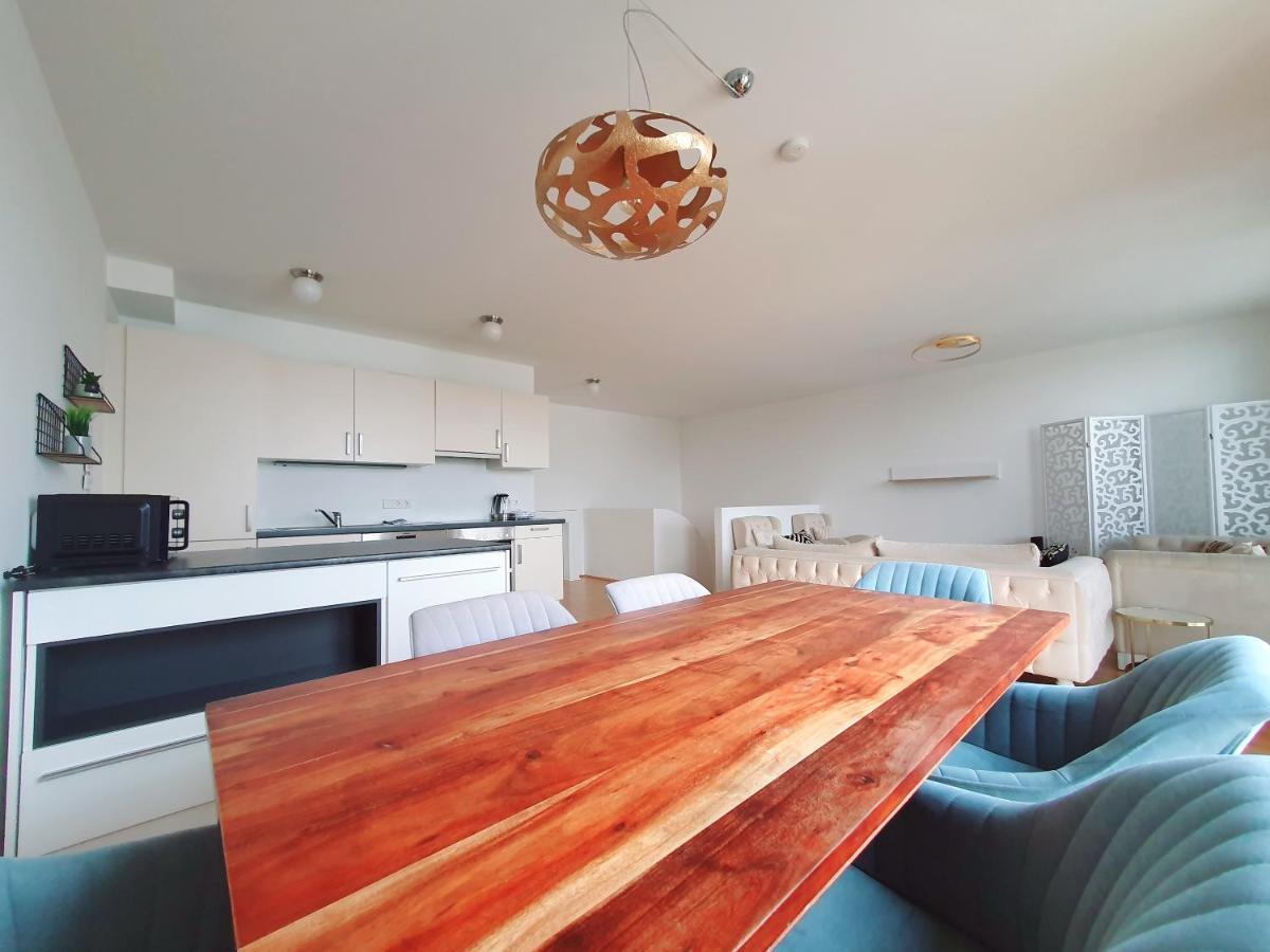 Near Lake Two Bedroom Duplex Apartment Wien