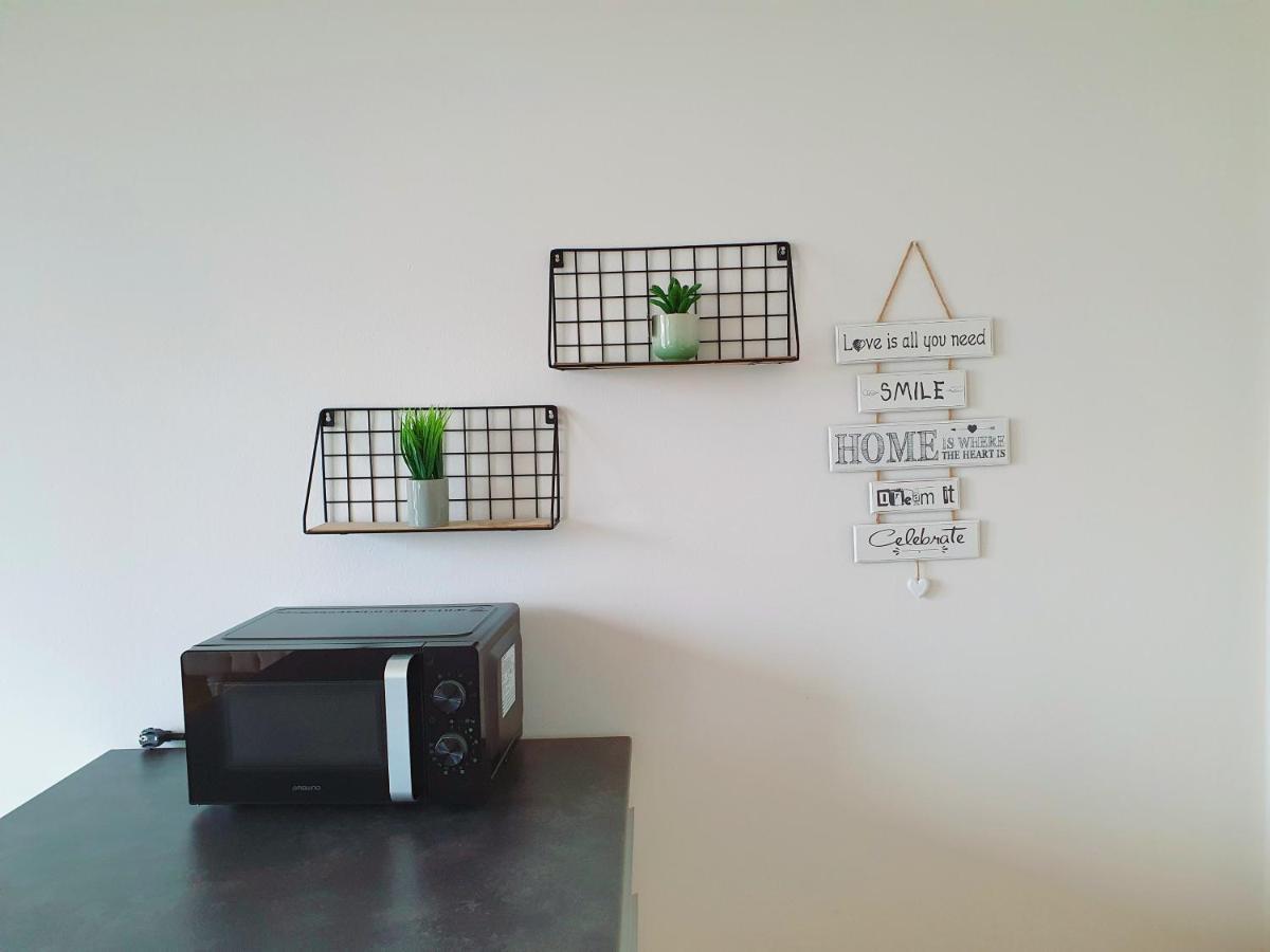 Near Lake Two Bedroom Duplex * Wien